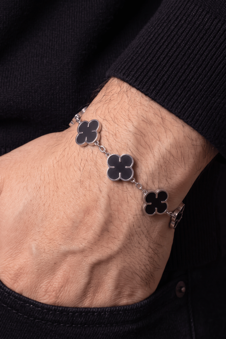 Pulsera Black Clover